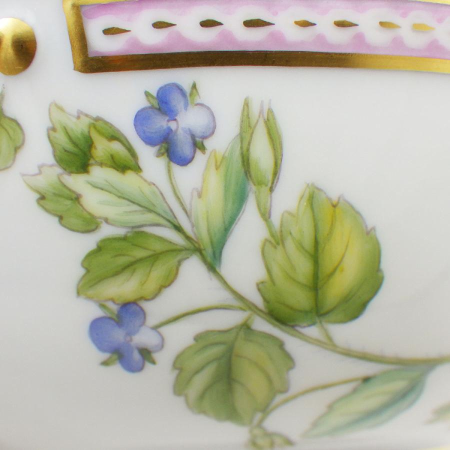 ROYAL COPENHAGEN（ロイヤルコペンハーゲン） フローラダニカ