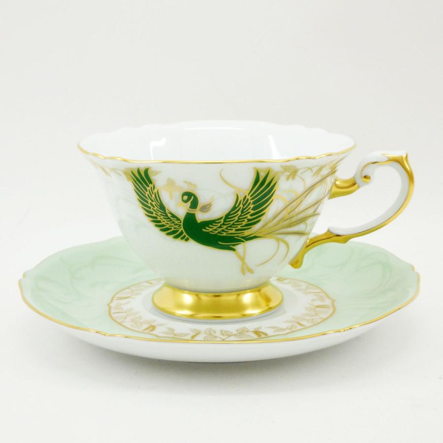 0709-272 大倉陶園　天皇皇后両陛下　御即位記念　鳳凰梓はまなす文　カップ＆ソーサー 大倉陶園 天皇皇后両陛下 御即位記念 鳳凰梓はまなす文 カップ