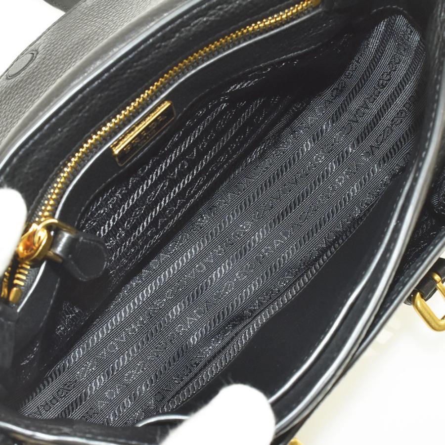 PRADA プラダ ショルダーバッグ 2way ストライプ柄 替えベルト PRADA プラダ ショルダーバッグ 2way ストライプ柄 替えベルト