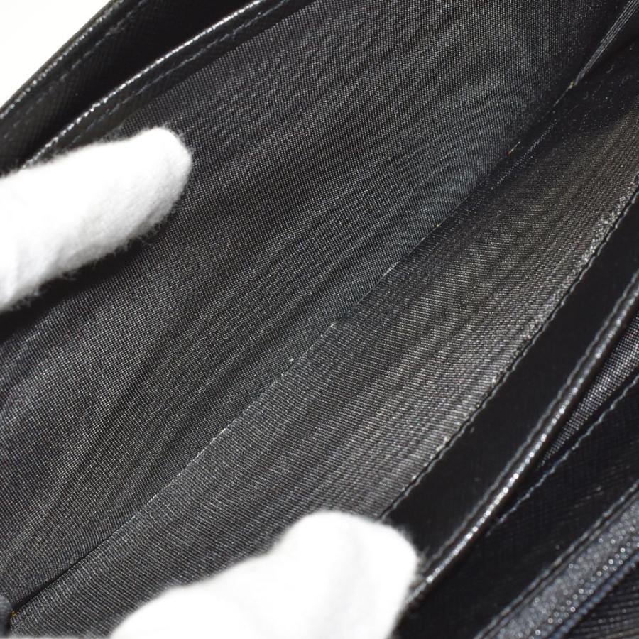 PRADA（プラダ） 二つ折り長財布 三角ロゴ サフィアーノ ブラック