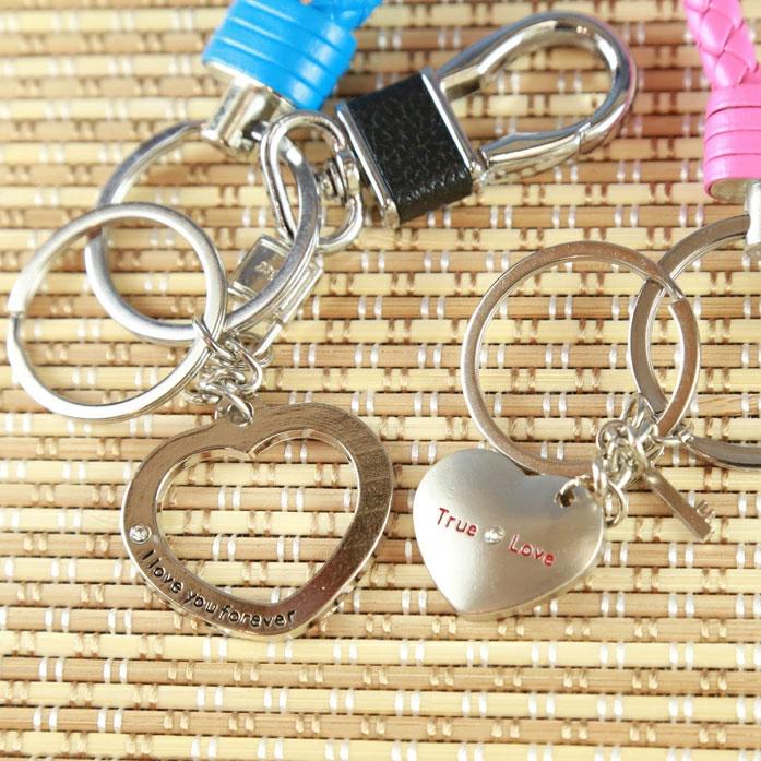 【セット】ちょいブスキーホルダー　カップル　キーホルダー　ペア　日本限定 Amazon.co.jp: ちょいブスキーホルダー カップル キーホルダー