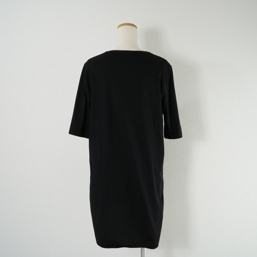 【新品タグ付き】ATON ラウンドヘム Tシャツ ロング丈 スリット 黒 02 新品タグ付き】ATON ラウンドヘム Tシャツ ロング丈 スリット 黒 02