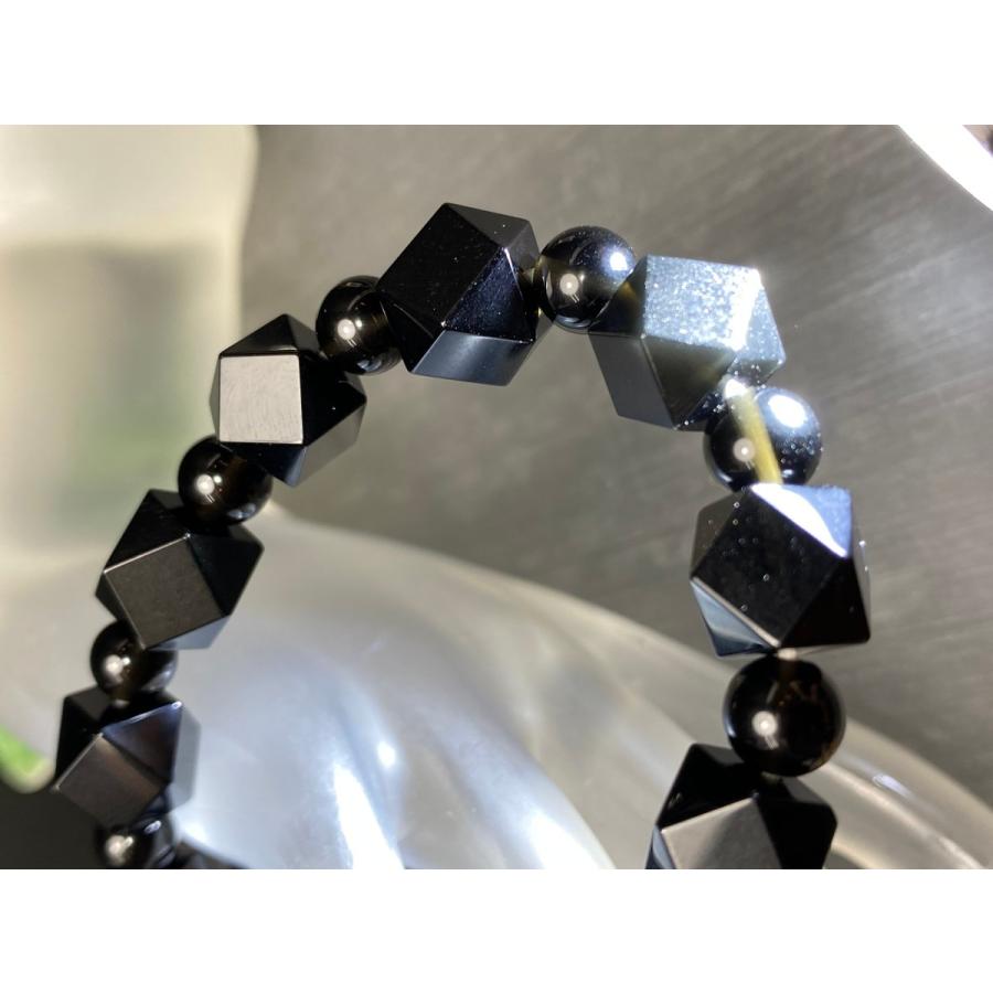 隕石テクタイト菱型ブレスレット 最高のエネルギーを高める！ : 福富  