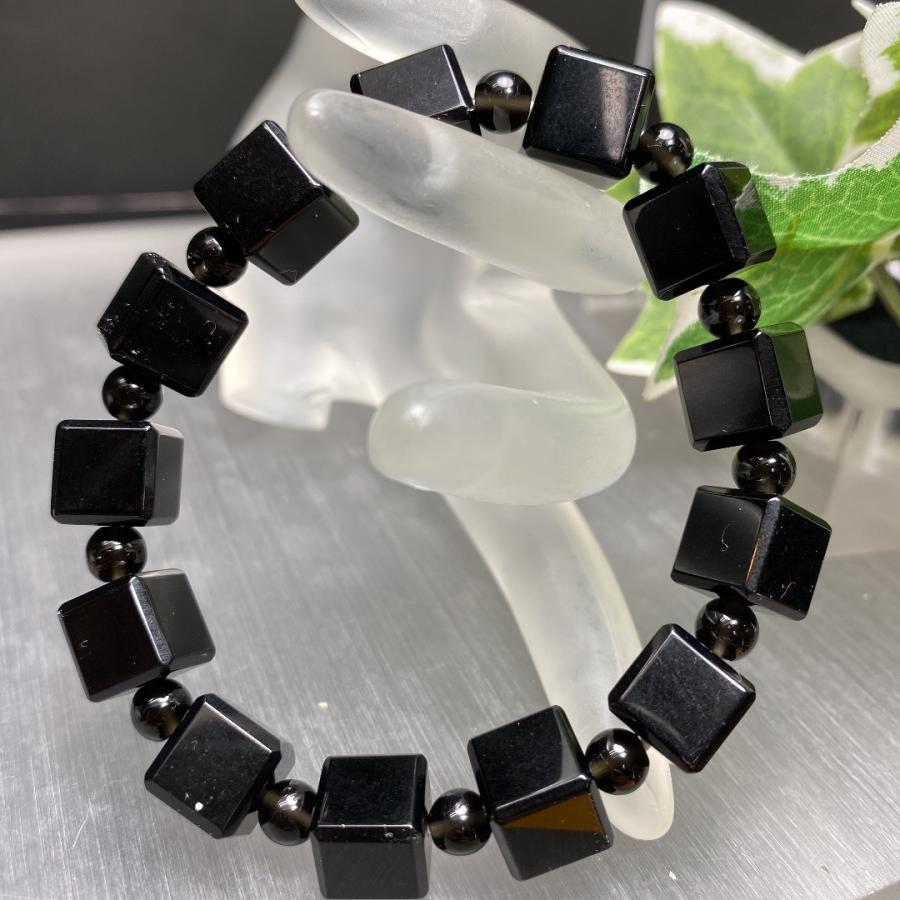 神聖幾何学フラーレン 幸運呼び込む✨❣️秘紅石4mm 4個セット宇宙