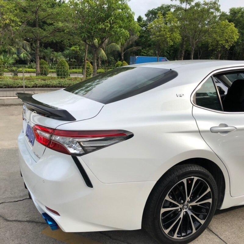 新型 カムリ 70 グロスブラック トランクスポイラー リア