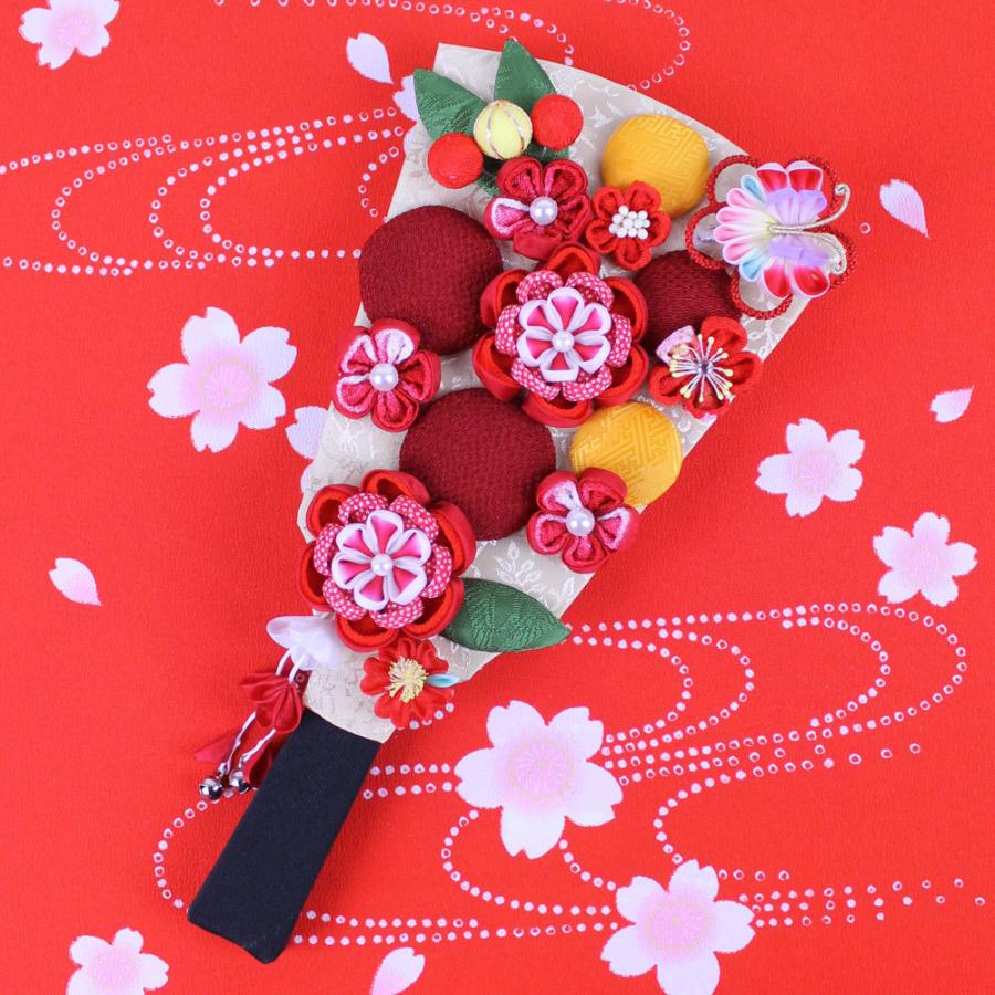 羽子板 初正月 花飾り(9号 摘み細工 つまみ細工羽子板飾り(赤)ここな