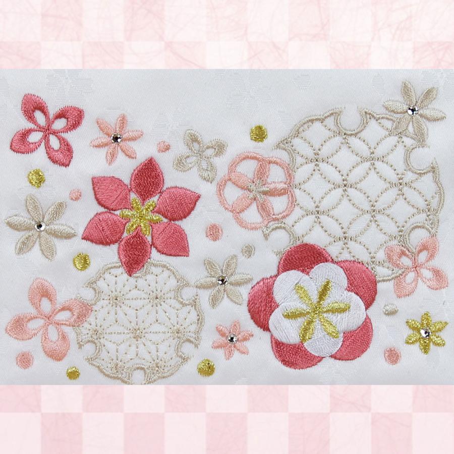 雛人形 名前旗 総刺繍 お雛様(雪輪に花 小 白ベージュ 桃色刺繍 H-1333-19M 毬付き)京都西陣織金襴使用 木製スタンド付 女の子の画像