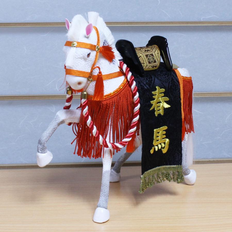 五月人形 飾り馬(幸福の馬/8号朱房/西陣織り黒)金刺繍名前入り飾り馬