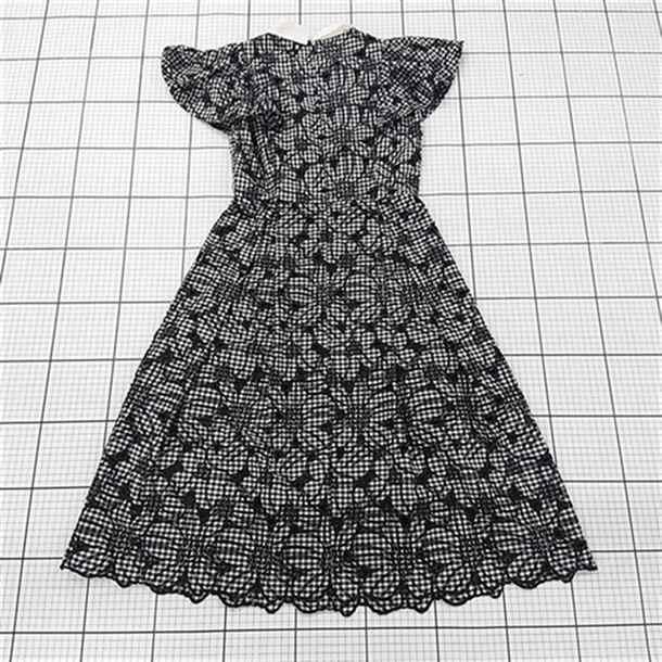 ◇ ⊂ 31 Sons de mode ギンガムチェック 刺繍 フレンチスリーブ 膝下 