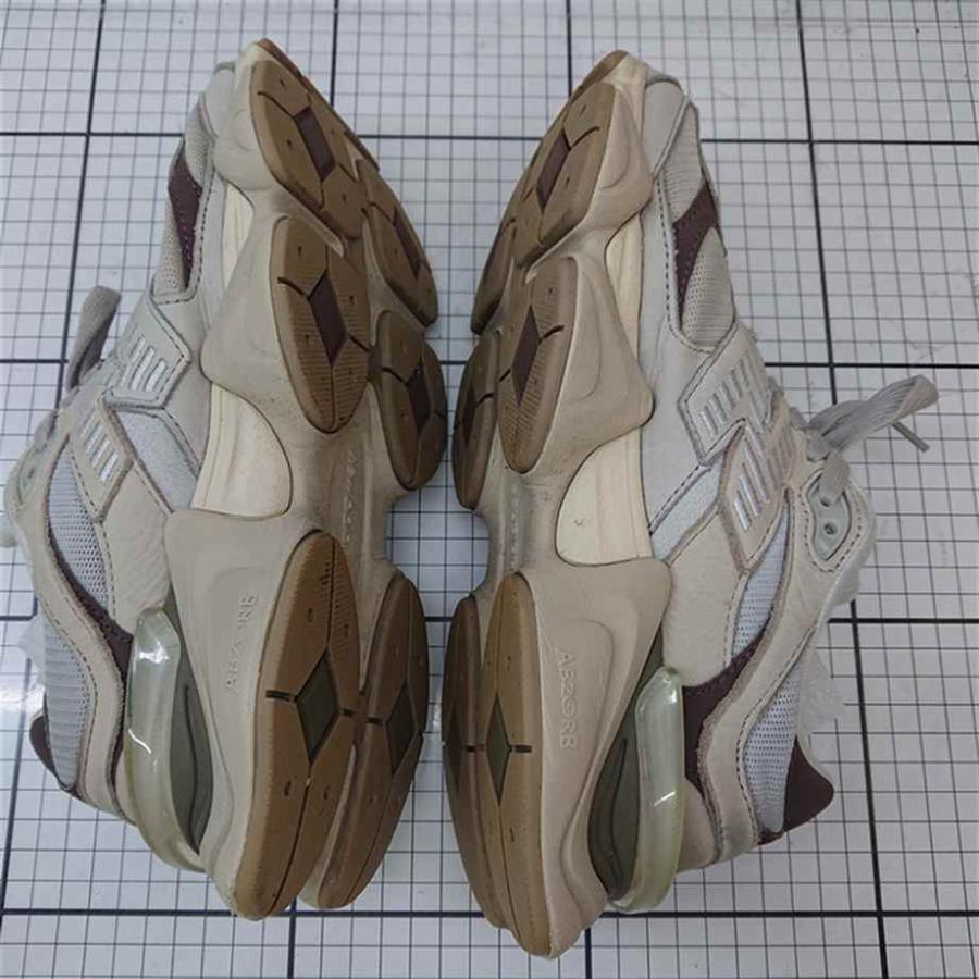 ◇ Θ ニューバランス New Balance U9060FNA スニーカー ベージュ系 