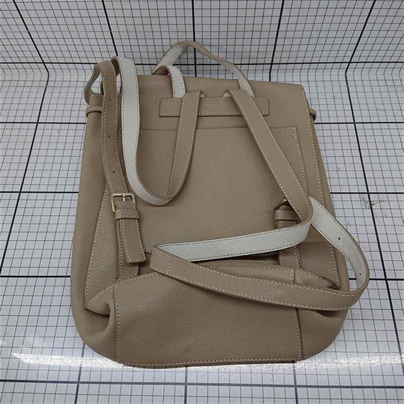 ◇ Θ エルベシャプリエ Herve Chapelier レザーリュック ベージュ系