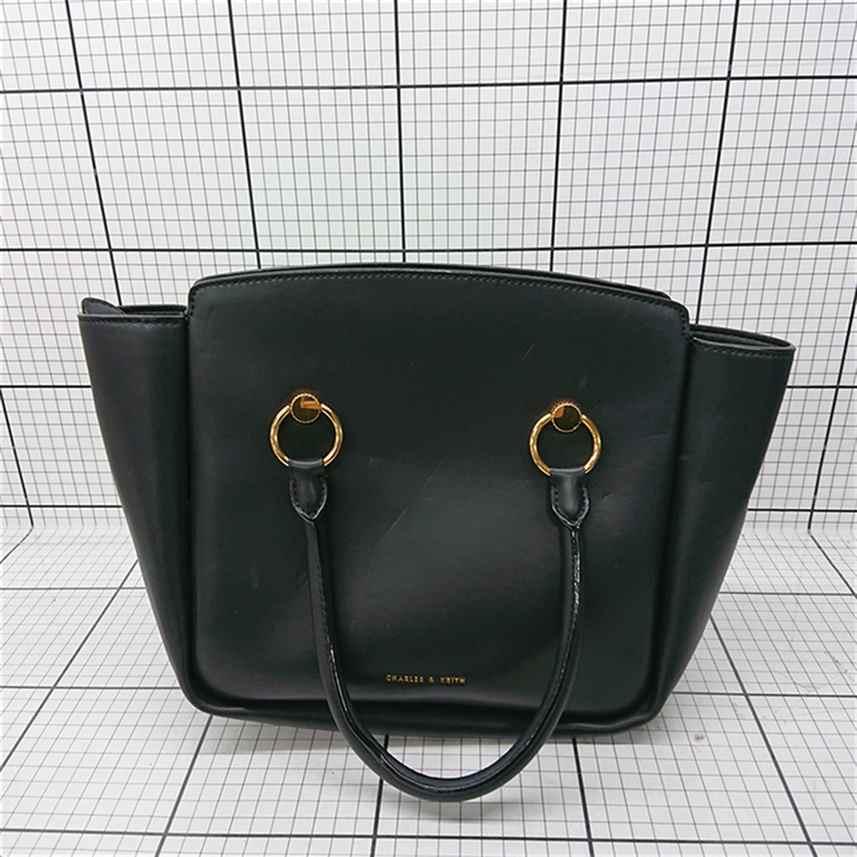 新品未開封 保存ケース付き CHARLES &KEITH ホーボーバッグ ブラッ 