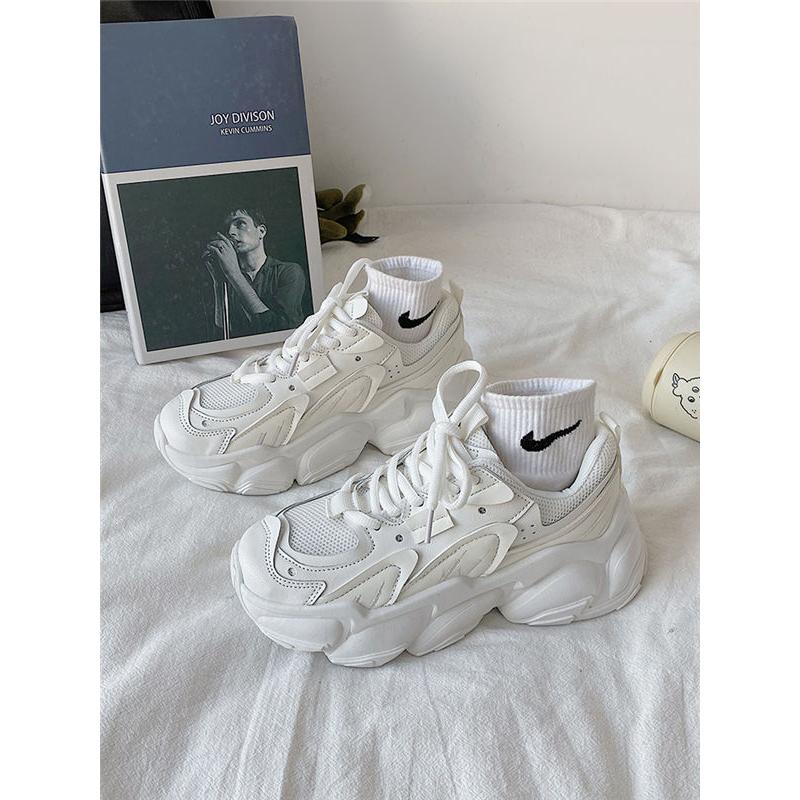 スニーカー レディース ランニングスニーカー シューズ ジム 衝撃吸収 防滑 歩きやすい 靴 疲れない おしゃれ かわいい リゾート 春夏 送料無料 Nvydxiemm0117 服屋123 通販 Yahoo ショッピング