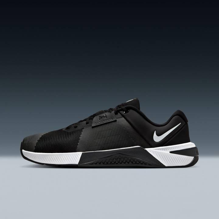 NIKE（ナイキ） HJ1875002-002 メトコン 10 (002)ブラック/ホワイト