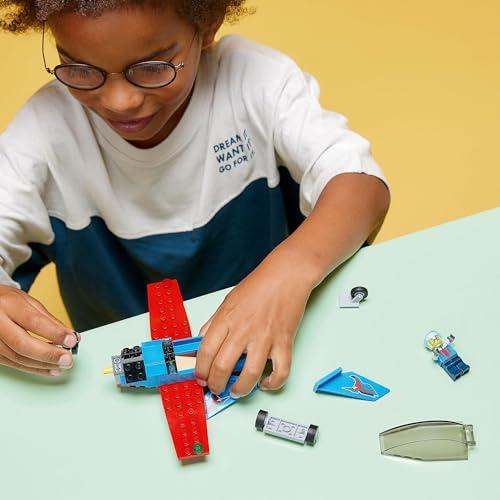 レゴ(LEGO) シティ スタントプレーン 60323 おもちゃ ブロック