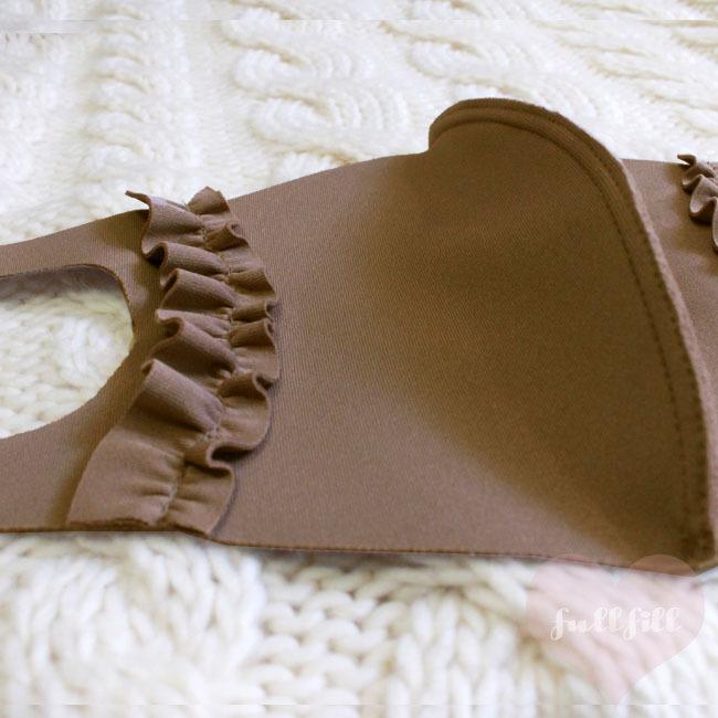 マスク おしゃれ フリル 日本製 クリックポスト可 洗える フリルマスク 可愛い ノーズワイヤー入り チョコレート ポイント消化 |  | 02