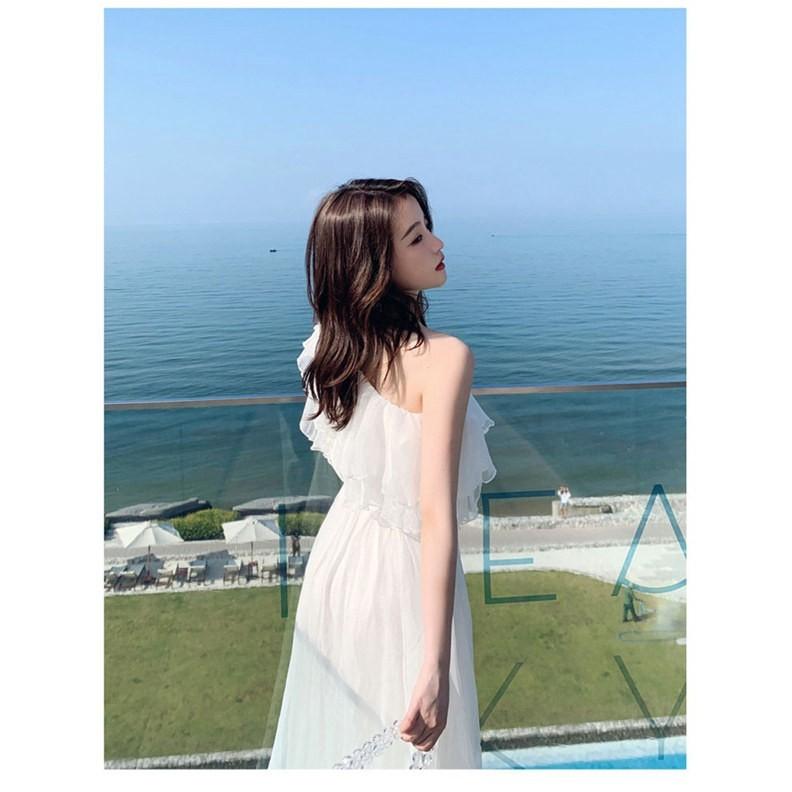 未着用　ｍｅ フリンジワンピース　肩スリット　オフホワイト 白ワンピース 大人可愛い 夏 フリル ロング丈 夏ワンピ 4WAY