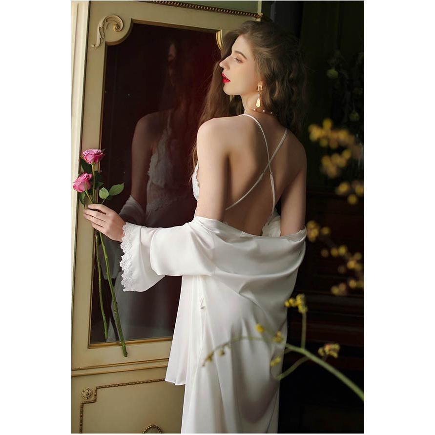 【美品・未使用・超激レア品】ディズニー・ねむねむプルート ・パジャマ姿 キャラクターたちがウトウト… ／ガシャポン®新シリーズ「まだ