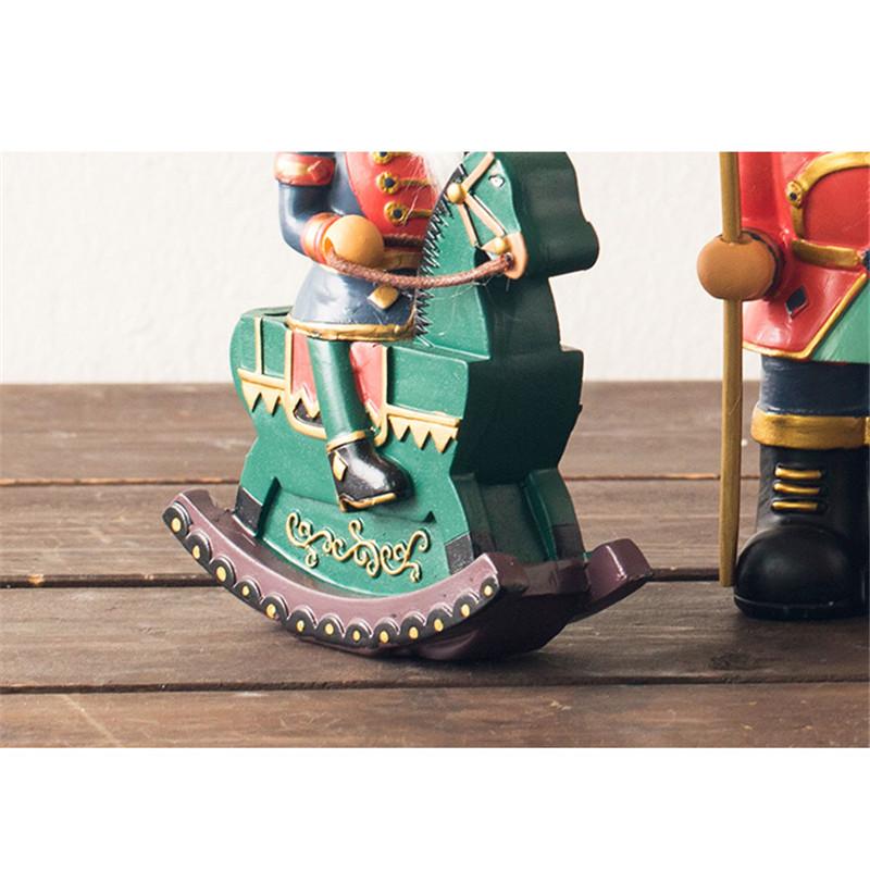 くるみ割り人形　木製乗馬兵士おもちゃ くるみ割り人形 置物 14cm 揺り木馬と兵士 人形 4タイプ 祝日 手作り