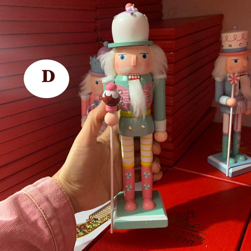 木製 くるみ割り人形 木工品 25cm 手作り マカロンカラー 置物 洋風