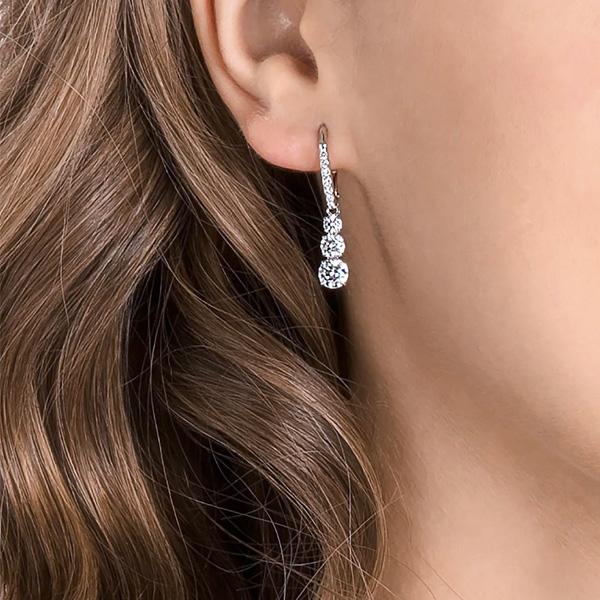 SWAROVSKI（スワロフスキー） アトラクトトリロジーフープピアス 純正
