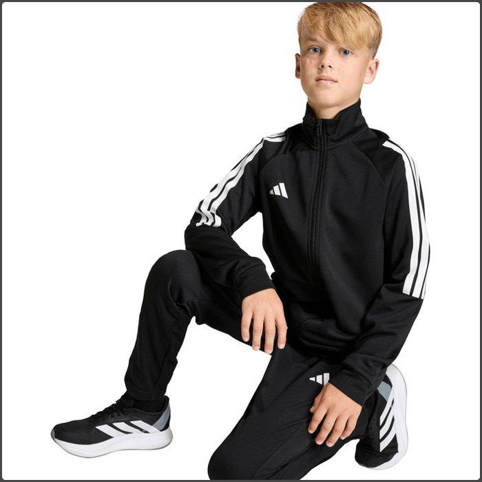 サッカーウェアセット5枚まとめ売りadidas, Nikeアディダスナイキ アディダス サッカー日本代表 2022 トラベル ジャケット adidas ウェア