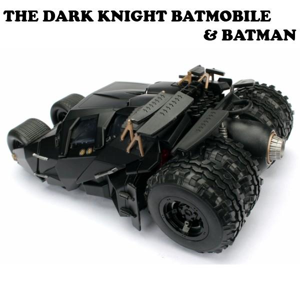 ミニカー 2008 ダークナイト バットモービル&バットマン 1:24スケール 1:24 2008 THE DARK KNIGHT BATMOBILE W/BATMAN【バットモービル