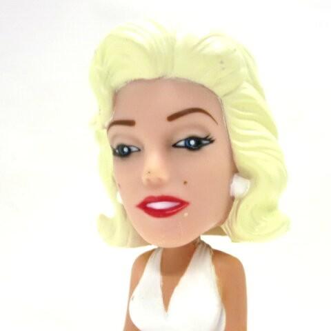 マリリンモンロー フィギュア FUNKO ボビングヘッド 首振り人形 グッズ