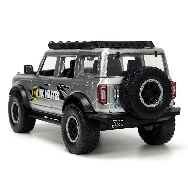 ミニカー 1/24 アメ車 ピックアップトラック フォード ブロンコ ダイキャストカー jadatoys JUST TRUCKS w/RACK & WHEELS 2021 FORD