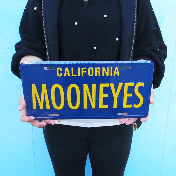 MOONEYES ムーンアイズ カリフォルニア ライセンス プレート