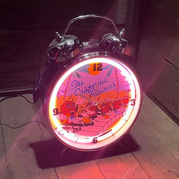 アラームクロック ネオンライト付き カリフォルニア レーズンズ