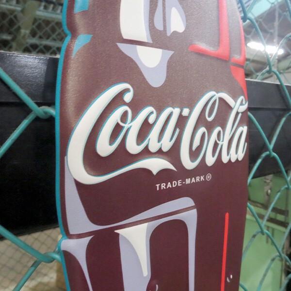 Coca Cola（コカコーラ） 看板 ブリキ看板 グッズ 瓶 ボドル