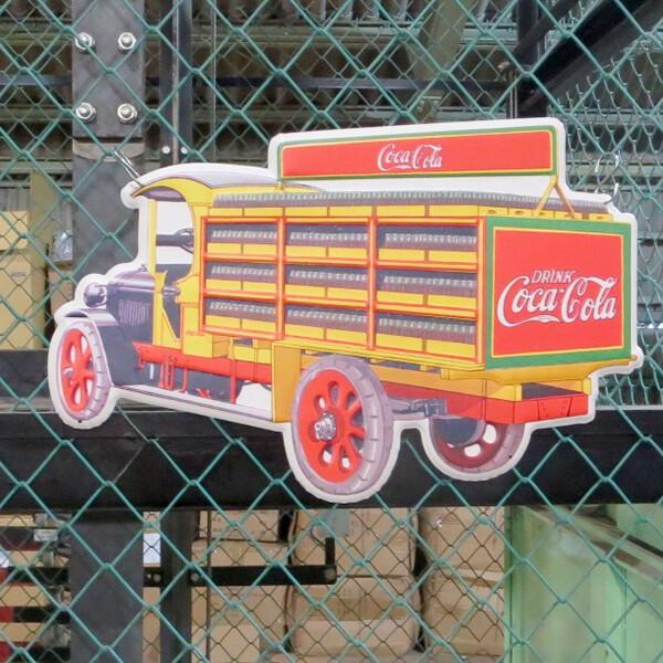 Coca Cola（コカコーラ） ヴィンテージ トラック ブリキ看板