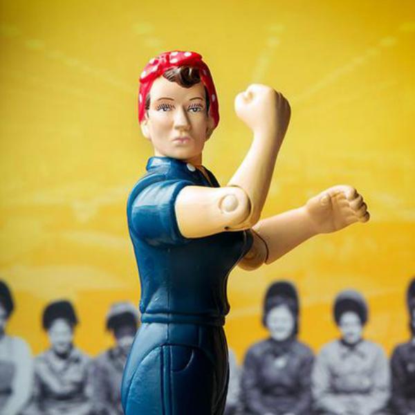 ロージー ザ リベッター アクションフィギュア 高さ：13cm ROSIE THE 