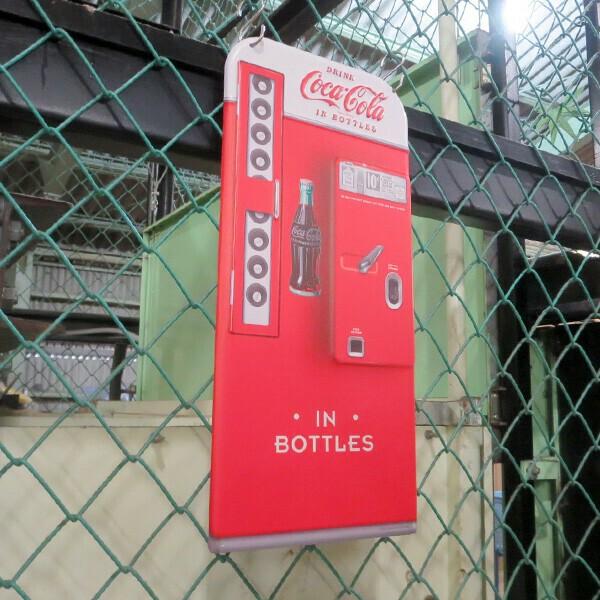 Coca Cola（コカコーラ） 看板 自販機 ブリキ看板 レトロ グッズ