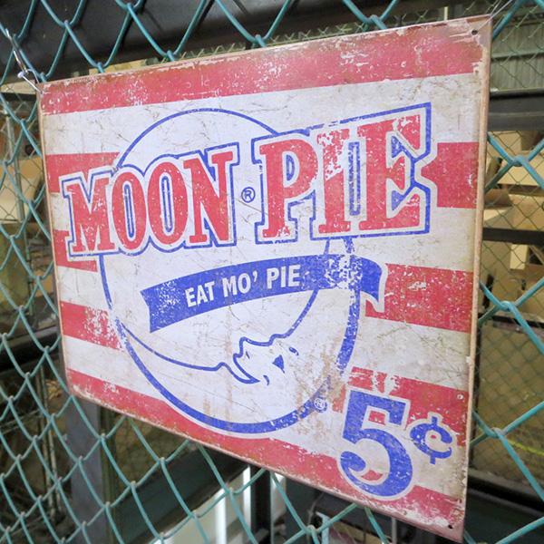 ムーンパイ ブリキ看板 アメリカン雑貨 メタルサイン MOON PIE AMERICA