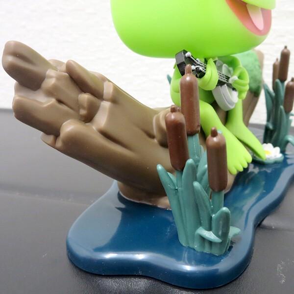 ファンコポップ マペット カーミット バンジョー フィギュア アメトイ アメリカン雑貨 FUNKO POP! DELUXE VINYLE FIGURE The Muppets Kermit with Banjo カエルの画像