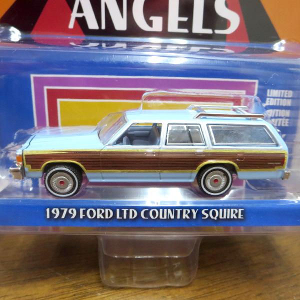 チャーリーズエンジェル 1979 Ford LTD カントリースクワイア グリーンライト チャーリーズエンジェル ミニカー 1/64 アメ車