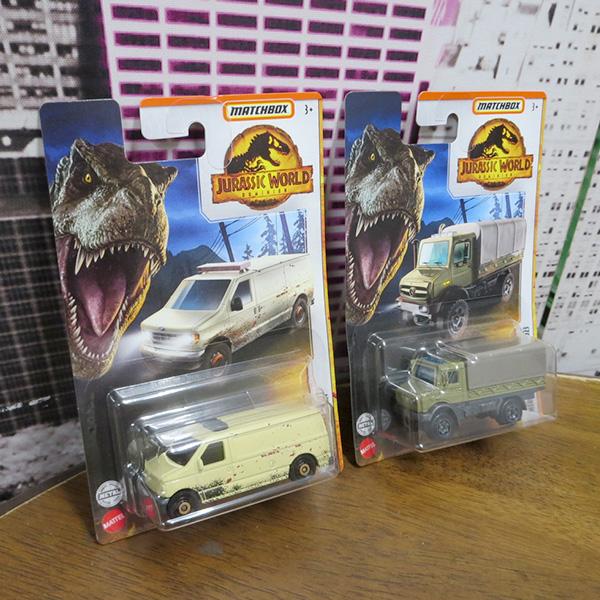 【人気】ジュラシックワールド　プルバッグミニカー 4台セット！ 0194735317042.jpg