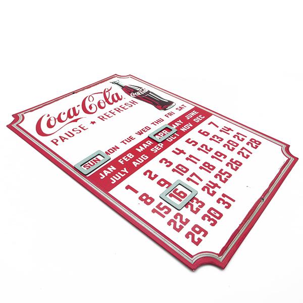 Coca Cola コカコーラ 看板 エンボスメタルサインCOCA COLA