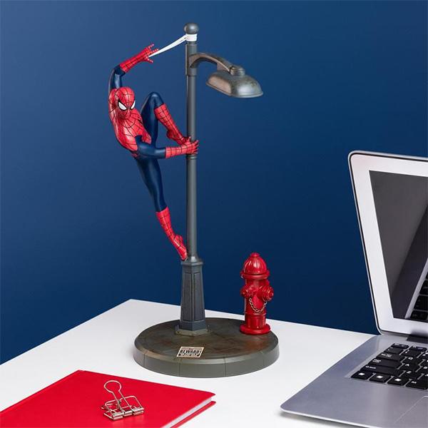 スパイダーマン フィギュア スタンドライト 海外製 点灯OK MARVEL作品 PALADONE スパイダーマン グッズ フィギュア ライト おしゃれ