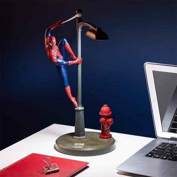 MARVELスパイダーマン ヴィンテージ レトロ スタンドライト