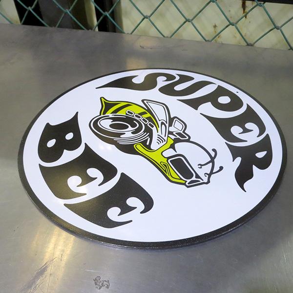 ブリキ看板 アメリカン ガレージ インテリア ラウンド SUPER BEE