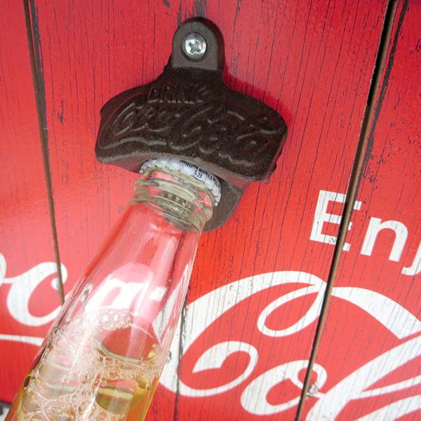 Coca Cola（コカコーラ） 14 inch ラウンド ボトルキャップ オープナー