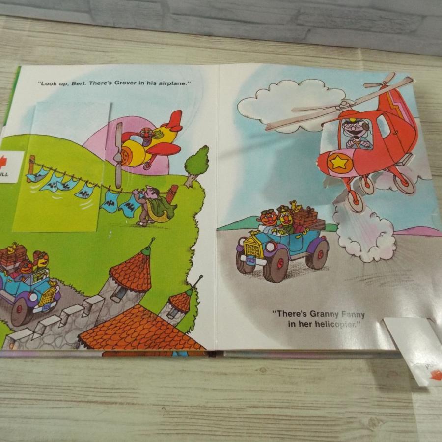 仕掛絵本[セサミストリート SESAME STREET POP-UP Bert and Ernie On 