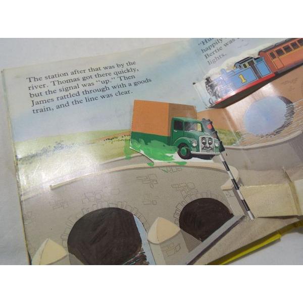 仕掛絵本[きかんしゃトーマス Bertie the Bus and Thomas Tank Engine