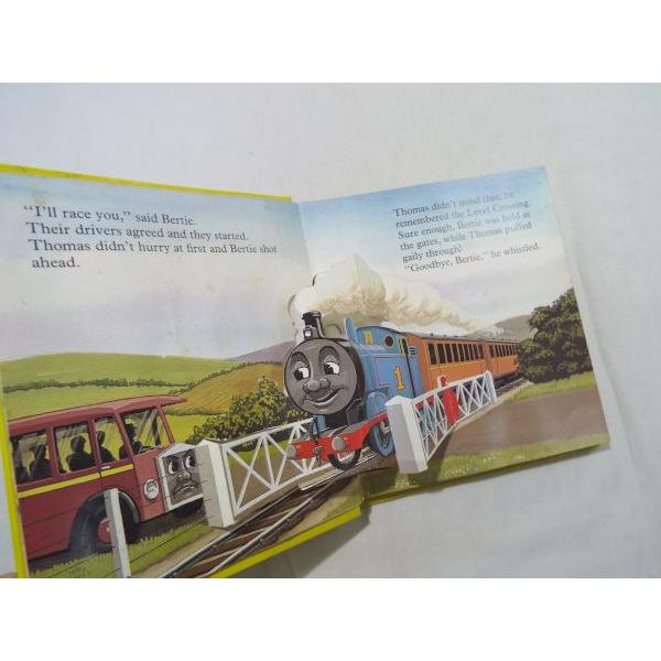 仕掛絵本[きかんしゃトーマス Bertie the Bus and Thomas Tank 仕掛絵本[きかんしゃトーマス Bertie the Bus and Thomas Tank