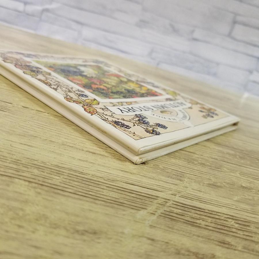 外国語絵本[のばらの村のものがたり BRAMBLY HEDGE AUTUMN STORY] 洋書