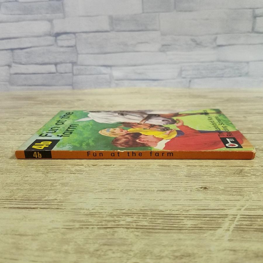 期間限定特価】外国語絵本[The Ladybird Key Words Reading Scheme 4b