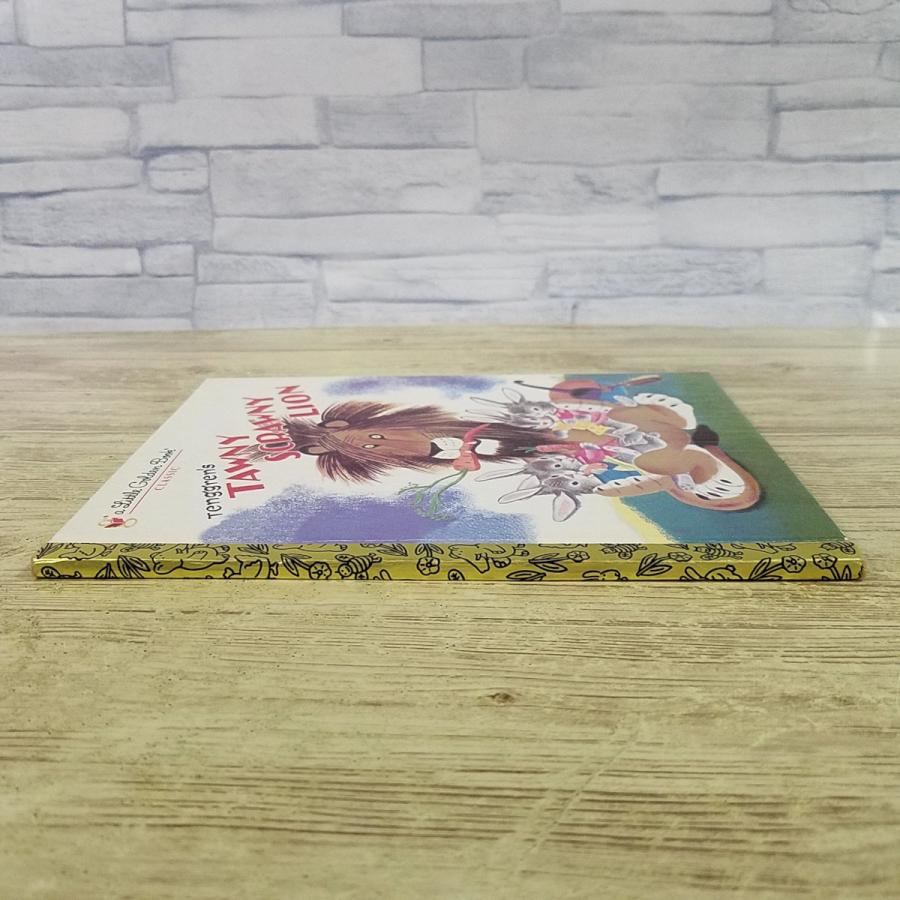 外国語絵本[やせっぽちのライオン Tawny Scrawny Lion] 洋書 英語絵本